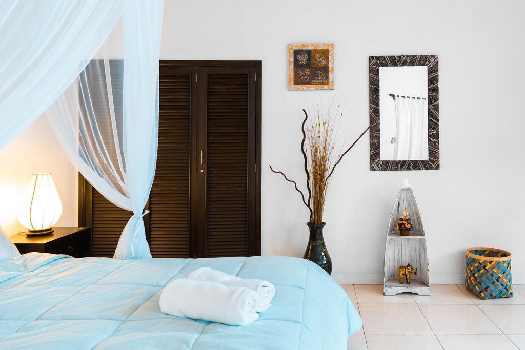 Av Villa Jasmin Villa *